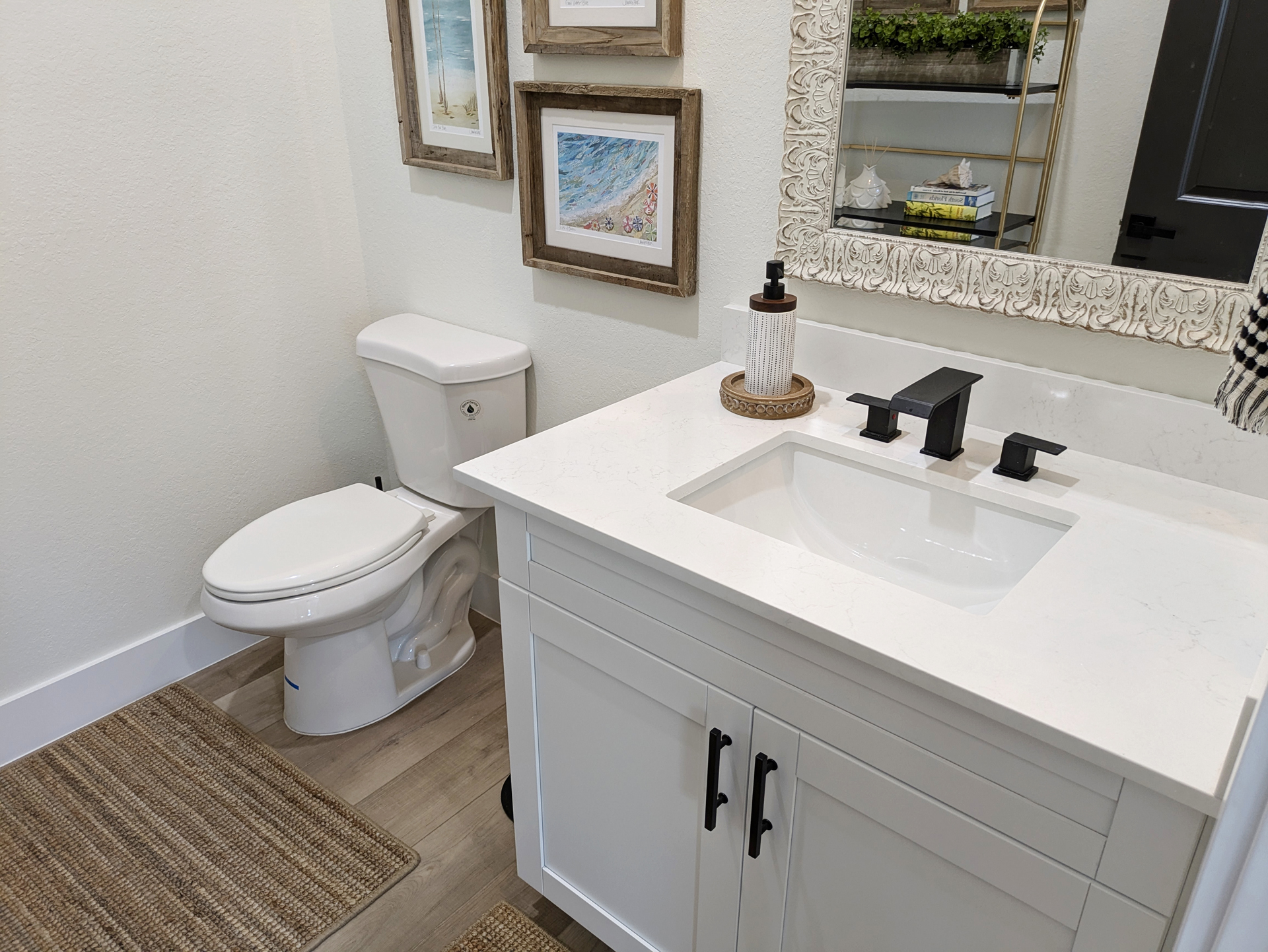 First Fl Entry Bathroom 02